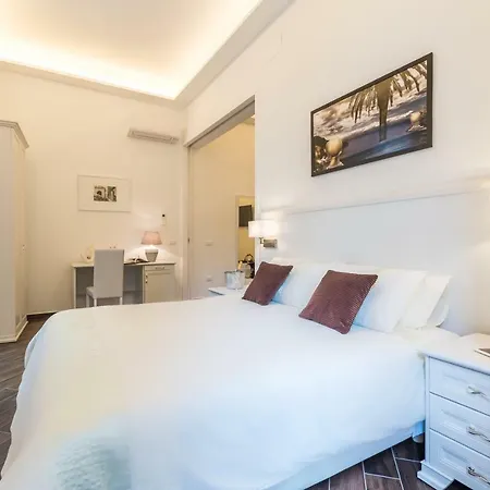 Elegance 4*